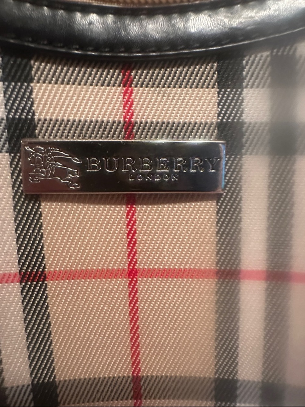 Brand New Burberry Beige Tartan Shoulder Bag with Black Trim - Picture 2 of 4